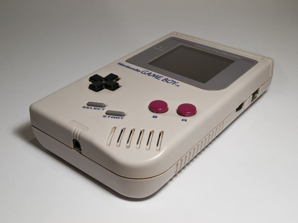 game-boy-smartphone