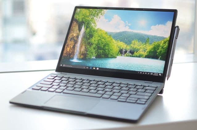 Dell Latitude 5285 il tablet che sfida i Surface