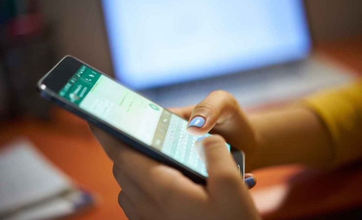 Trucco messaggi nascosto WhatsApp