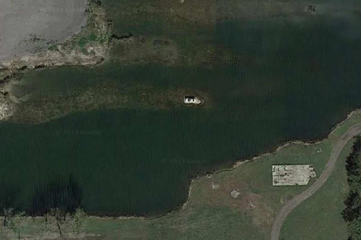 google maps mistero volvo in acqua