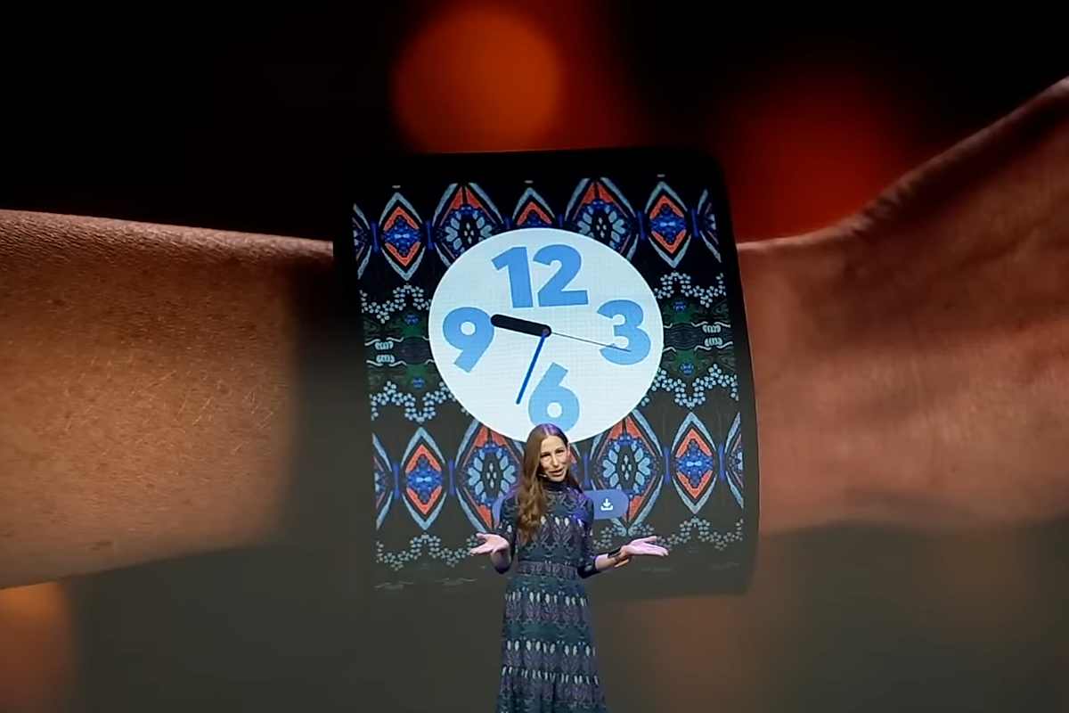 smartphone che diventa bracciale, oltre lo smartwatch con motorola