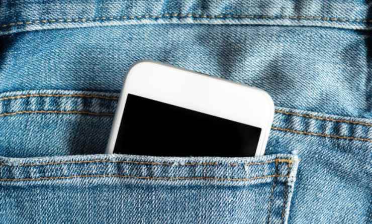 Lo smartphone in tasca è pericoloso