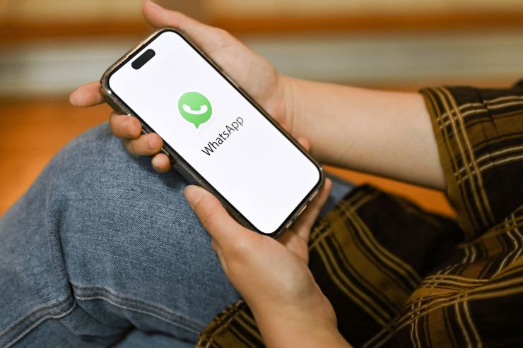 Messaggio audio WhatsApp, le regole per usare il vocale