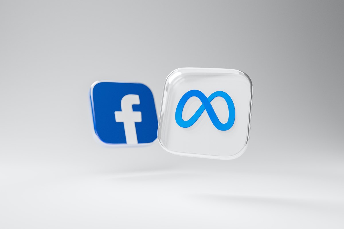 Fate così per sapere quali informazioni su di voi ha salvato Facebook