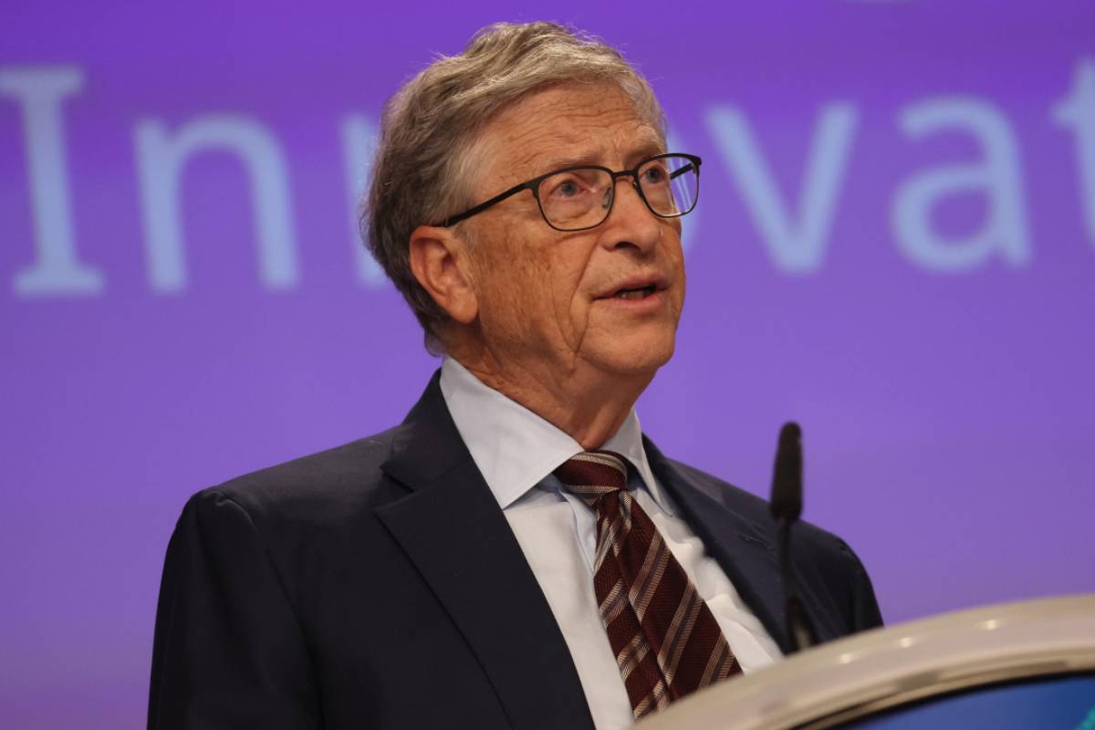 Bill Gates as a prophet: “Artificial intelligence will spell their end.”  Here’s who’s crazy at