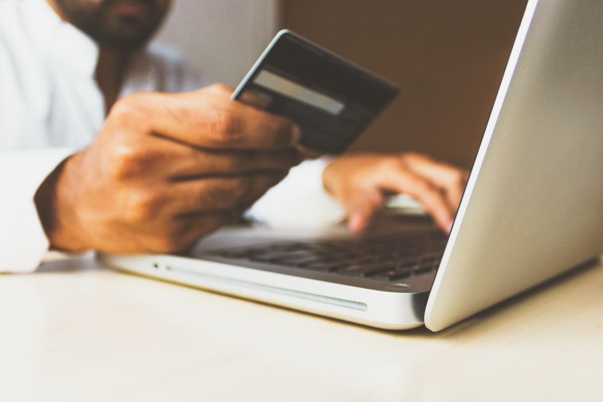 Ecco l'app perfetta per risparmiare online facendo acquisti