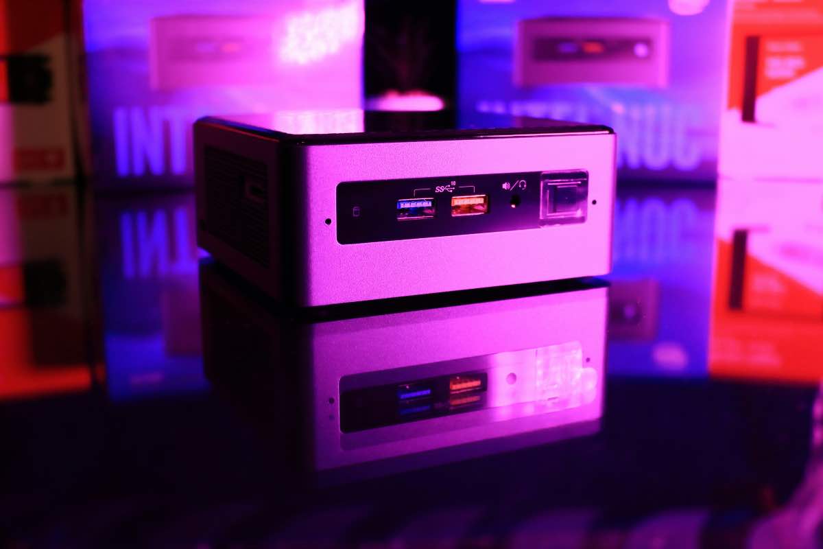 Vantaggi e svantaggi dei mini PC come regalo di Natale