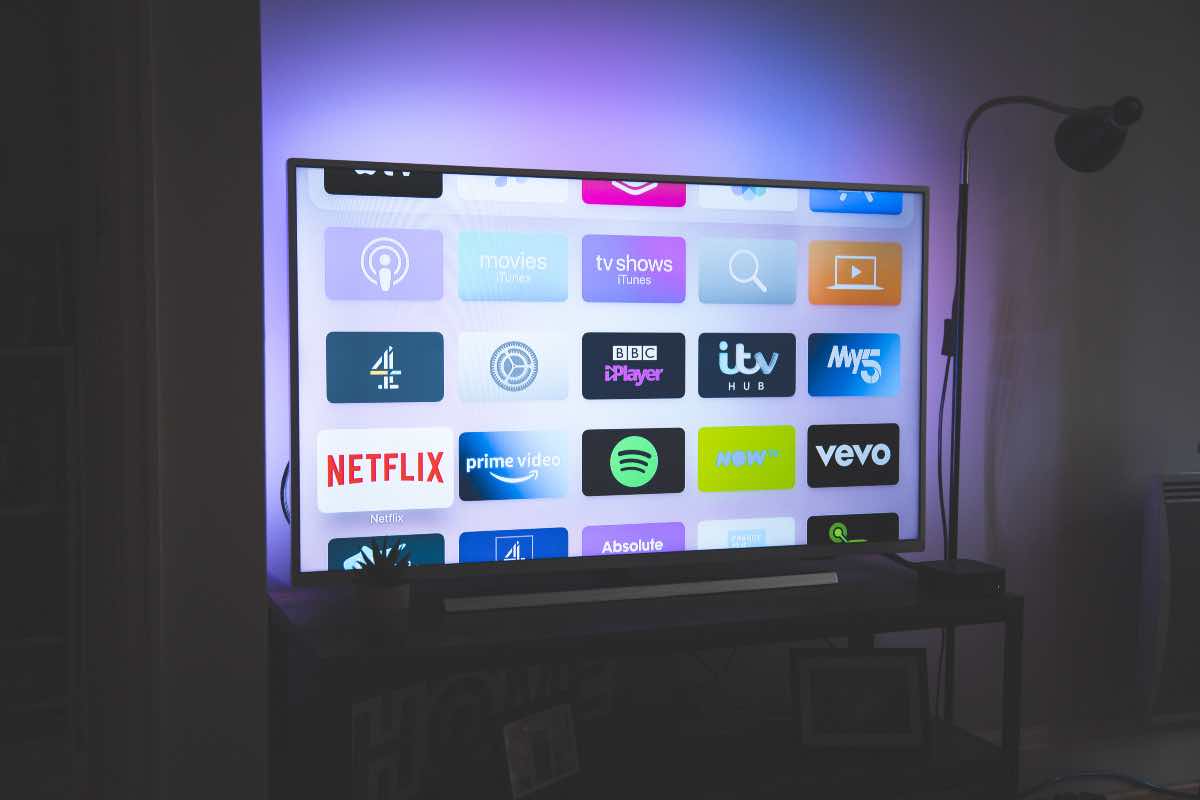 Cosa valutare prima di acquistare una Smart TV