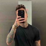 Fedez smartphone qual è quello che lui utilizza per i social