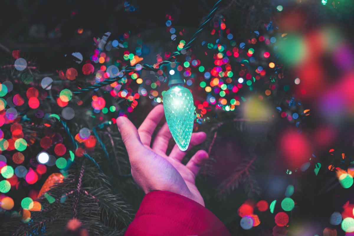 guida per scattare foto all'albero di natale con lo smartphone