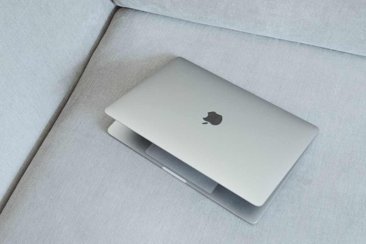 il tuo macbook è più delicato di quello che pensavi? Serve una protezione