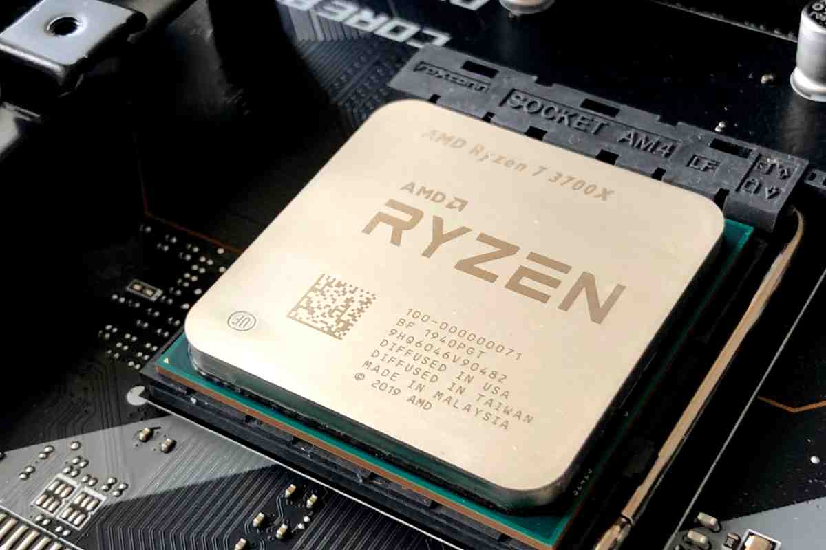 sovraprezzi hardware già in vista, la crisi che torna a mordere