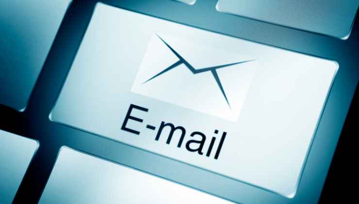 La guida completa per poter sapere chi è il mittente della email anonima che avete ricevuto
