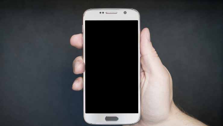 Smartphone sotto i 300 euro, questi 5 sono i migliori