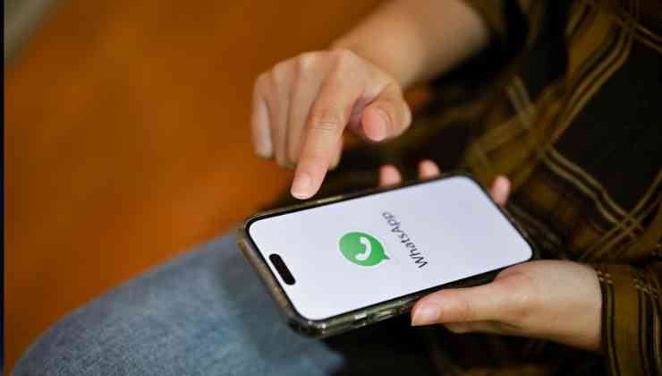 I passaggi per attivare il trucco su WhatsApp e apparire offline
