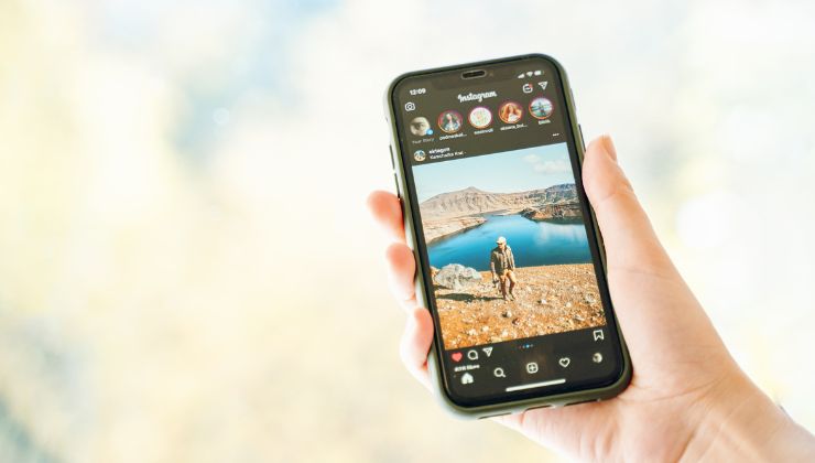 Personalizzazione completa su Instagram, così cambiate sfondo alle chat