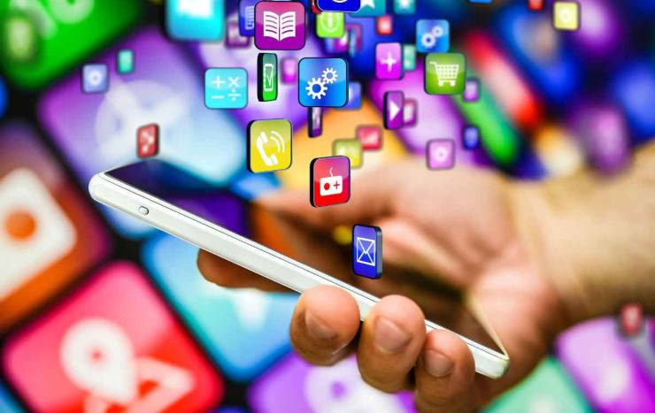 Chiudere app background: cosa succede