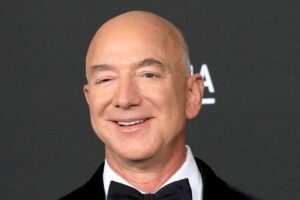 Jeff Bezos patrimonio cifra