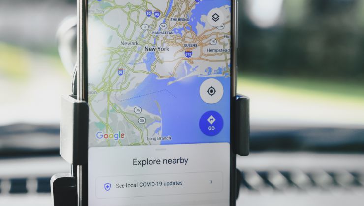 Quale app scegliere tra Google Maps e Waze per la navigazione 
