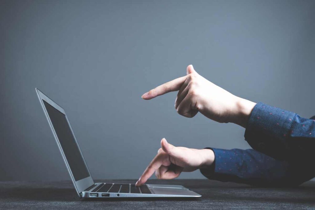 Pc troppo lento? Non buttarlo: ecco il trucco usato dai tecnici per ...