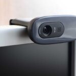 Come capire se le webcam dei PC sono violate, il segnale